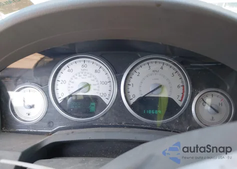 2008 Chrysler Town & Country Touring from USA, damaged, VIN 2A8HR54P28R134919